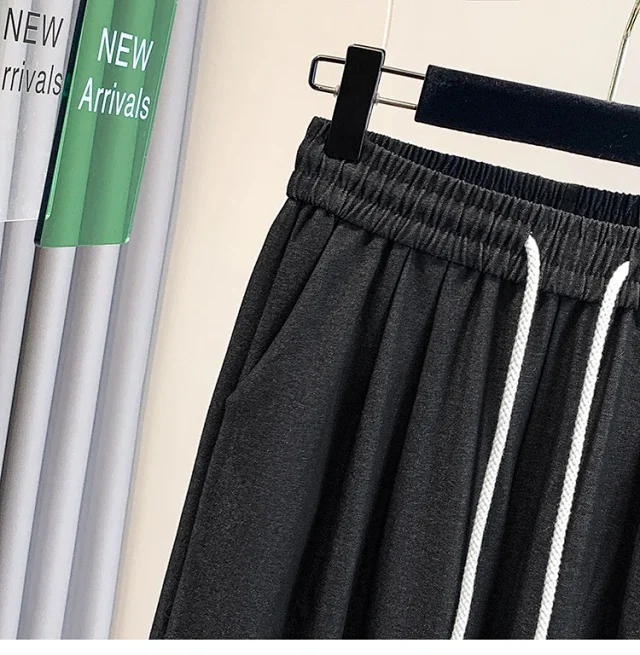 Lace - Trimmed Tencel Denim Wide - Leg Pants Detail