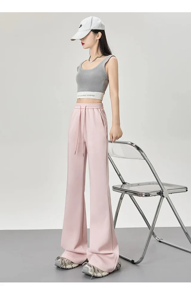 2025 Fall Women's Maillard Horseshoe Pants - High-Waisted, Slimming, American Micro-Flare Long Pants Detail