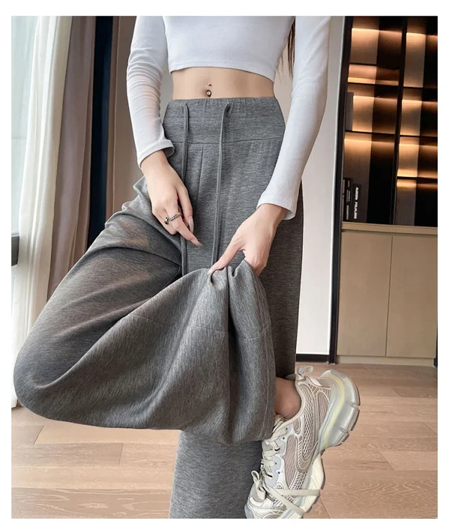 Grey American-style Women's Sweatpants Detail