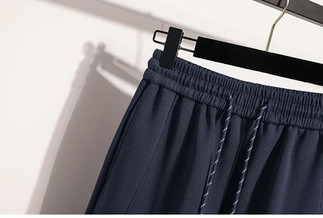 European Style Wide-Leg Sweatpants Detail
