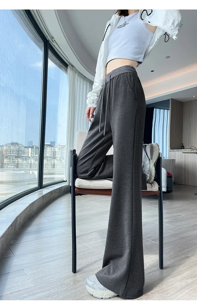 2025 Fall Women's High-Waisted Slimming Micro-Flare Trousers Detail