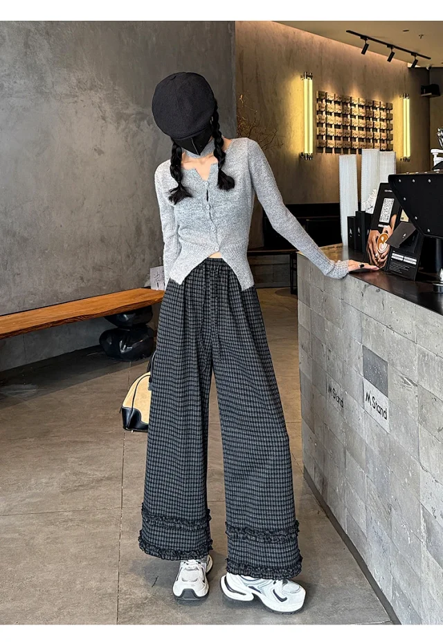 2025 Autumn Women's Ruffled Plaid Wide - leg Pants Detail