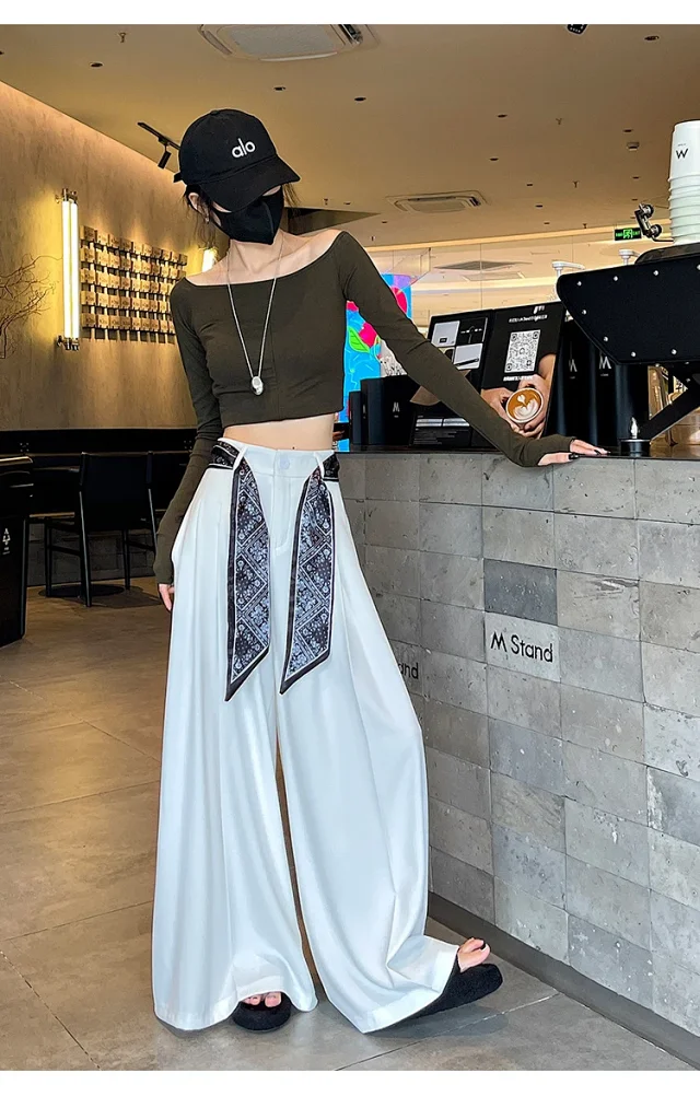 2025 Women's Silk-belted Drapey Wide-leg Pants Detail