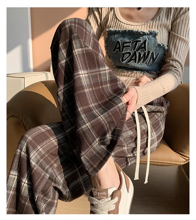 2025 Spring Maillard Plaid Wide-Leg Pants Detail