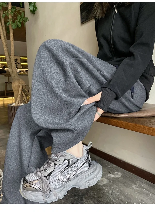 2025 Fall New American Slimming Deconstructed Casual Sweatpants for Women Detail