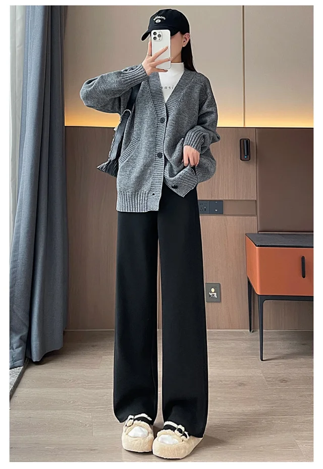 Women's Cashmere Wide - Leg Pants 2025 A/W Detail