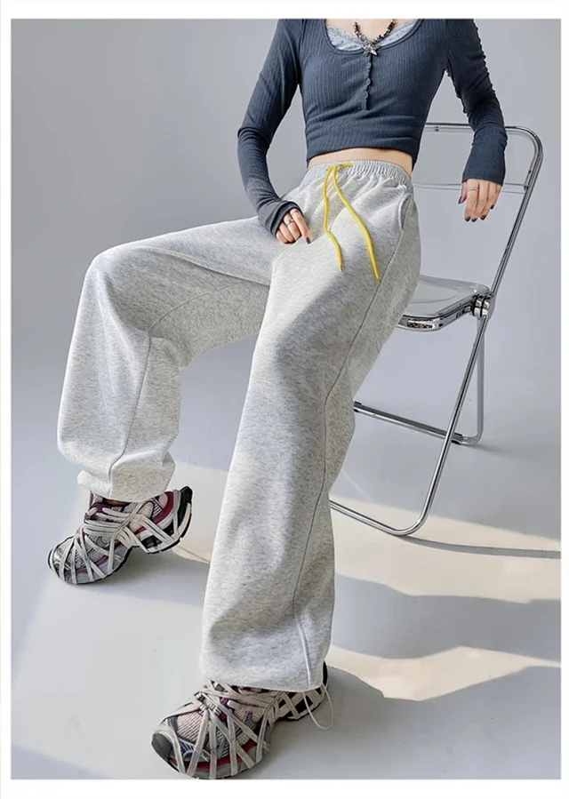 American Wide-Leg Women's Joggers 2025 Detail