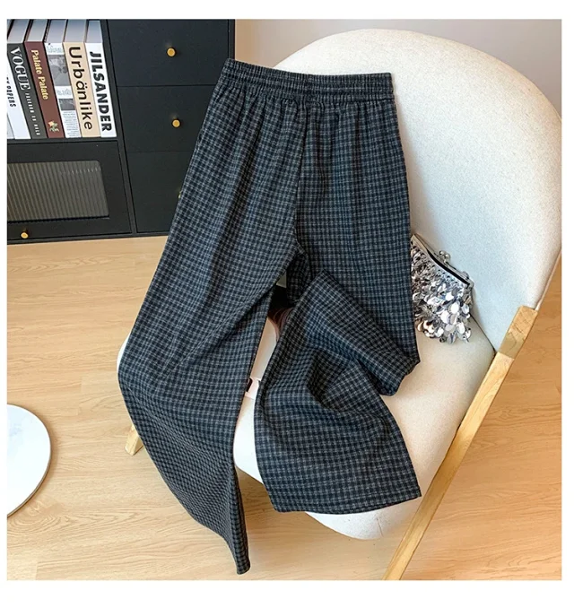 Plaid Wide - leg Pants for Women Detail