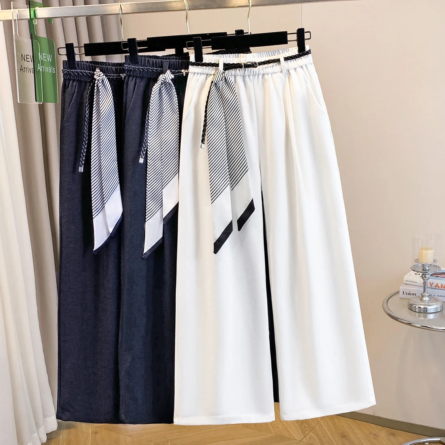 Korean-style Age-defying Wide-leg Casual Pants for Women