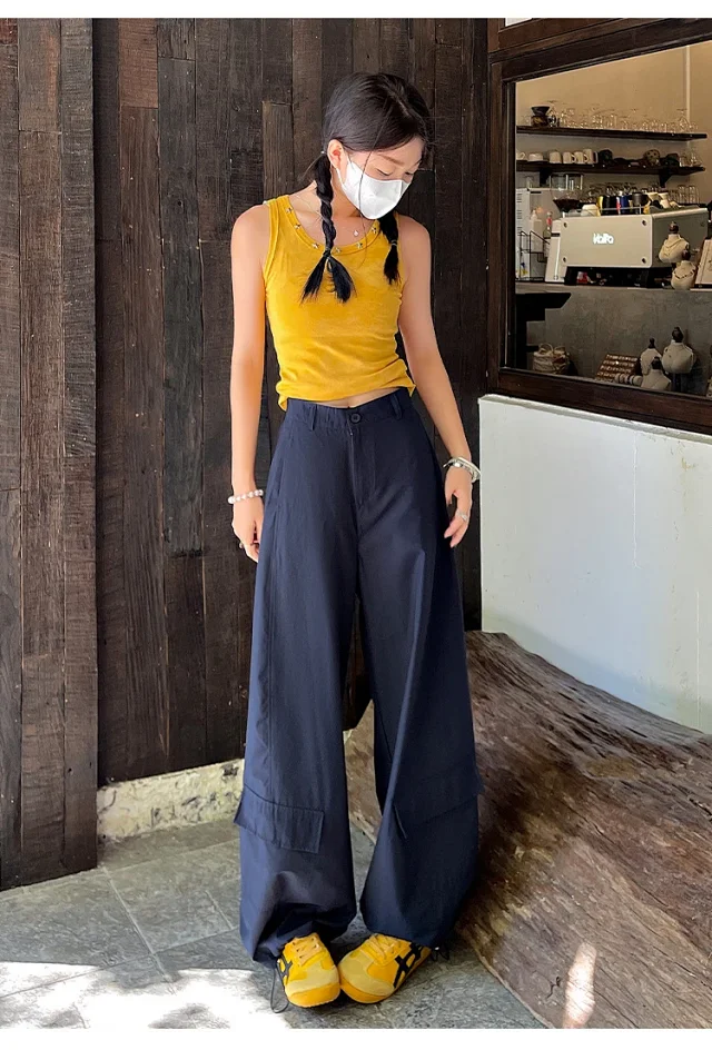 2025 Fall Euro Style Wide - Leg Cargo Pants for Women Detail