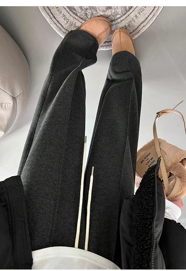 Ladies' Acetate Cashmere Herringbone Straight Pants Detail