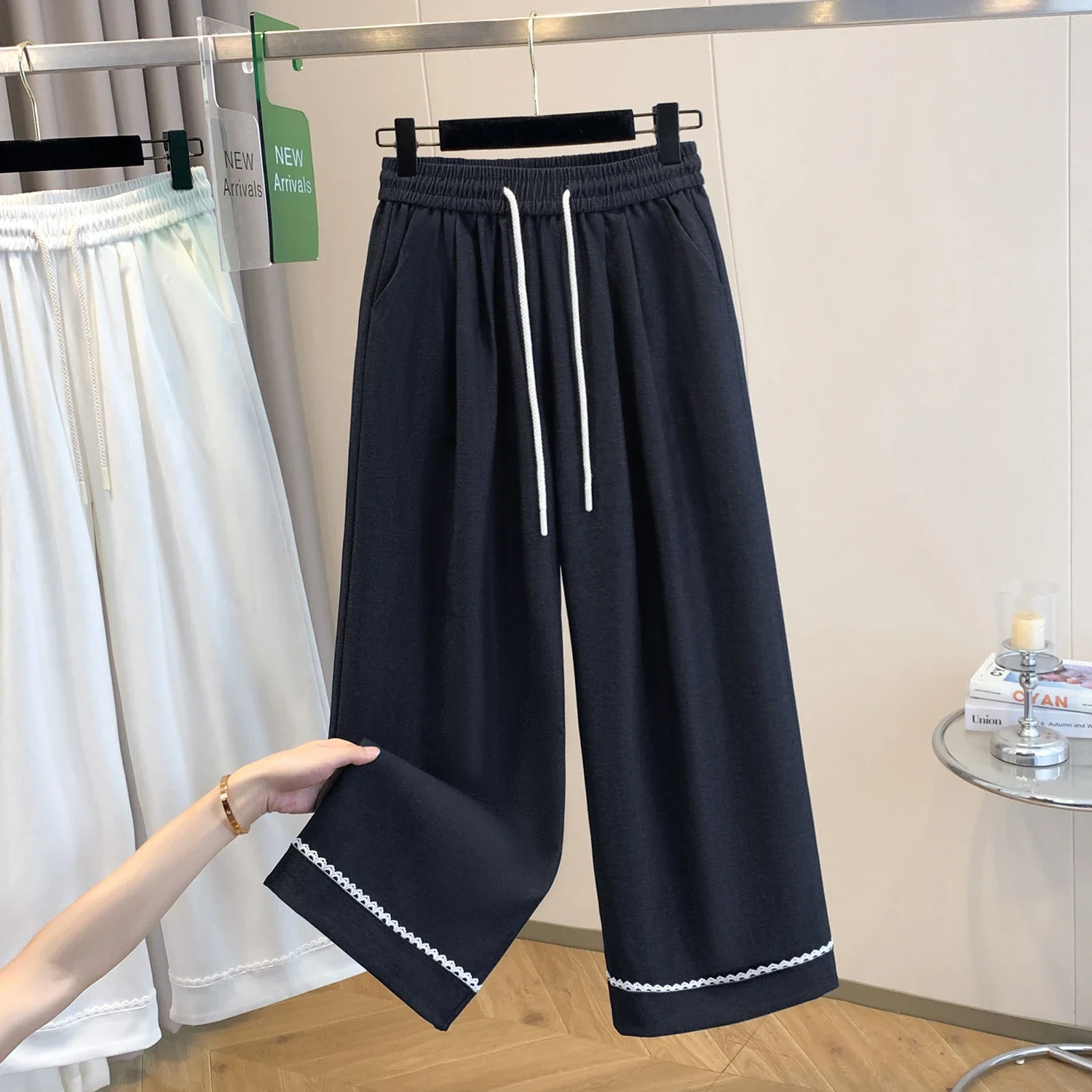 Lace - Trimmed Tencel Denim Wide - Leg Pants