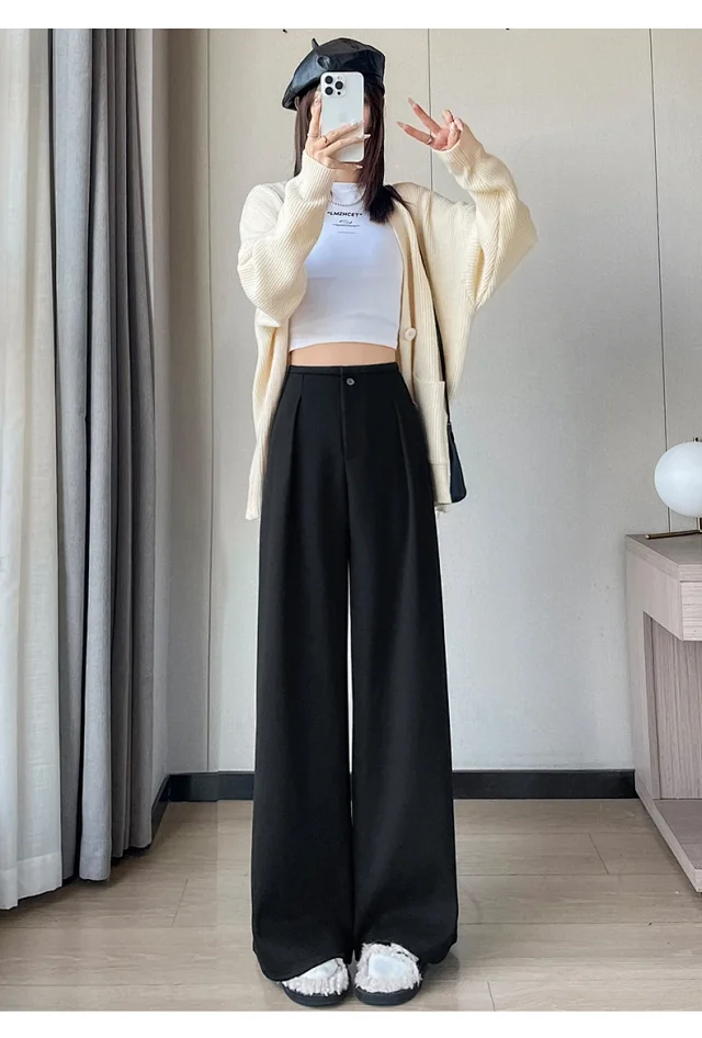 Women's Cashmere Wide - Leg Pants Detail