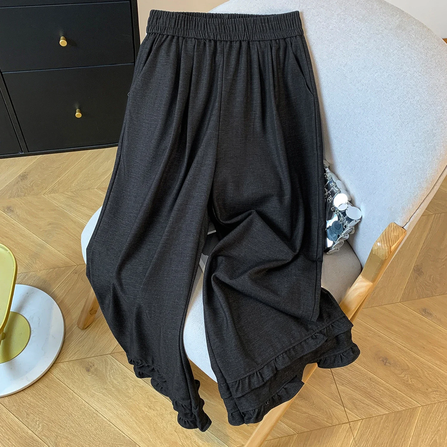 2025 Autumn New Thickened Tencel Denim Ruffle Trim Relaxed Fit Straight Cropped Pants for Women