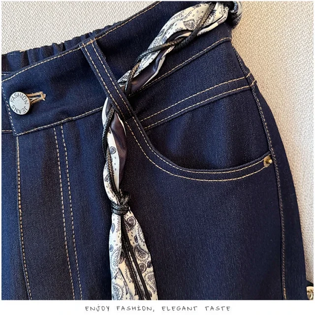 Early Autumn Scarf High-Waisted Denim Wide-Leg Pants Detail