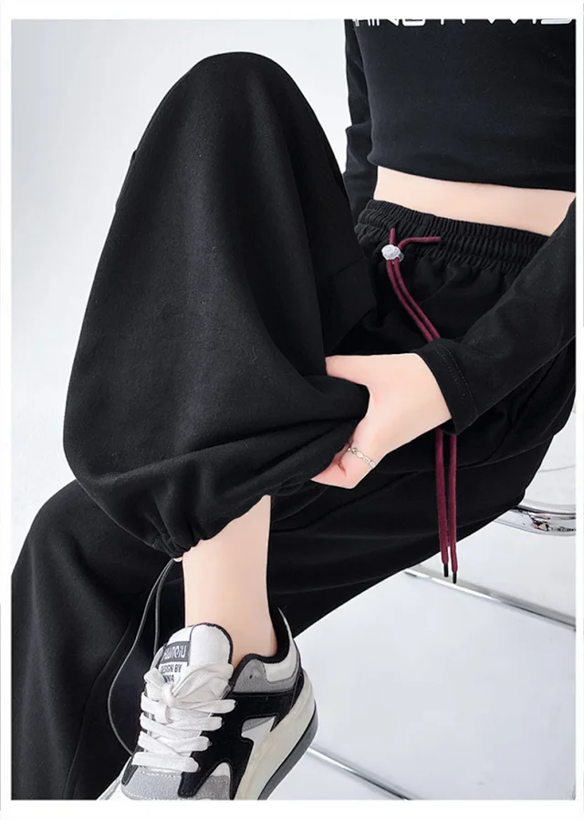 American Wide-Leg Women's Joggers 2025 Detail