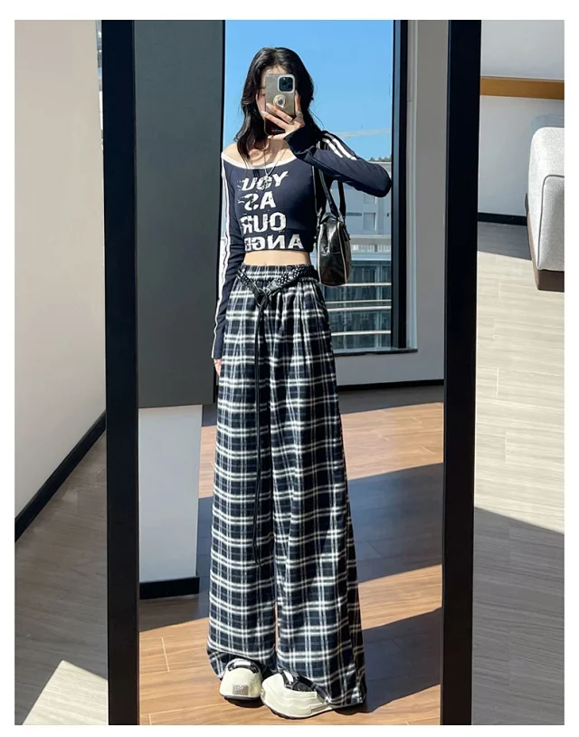 2025 Women's Plaid Wide-Leg Pants Detail