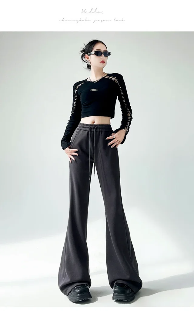 2025 Fall Women's Maillard Horseshoe Pants - High-Waisted, Slimming, American Micro-Flare Long Pants Detail