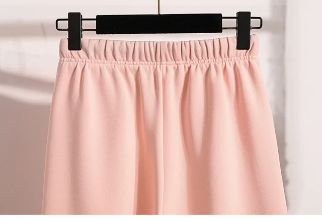 European-style Scimitar Pants Spring 2025 New Detail