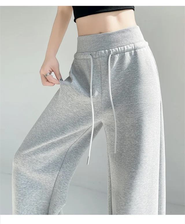2025 Early Autumn Dopamine Yellow Flared Sweatpants for Women Detail