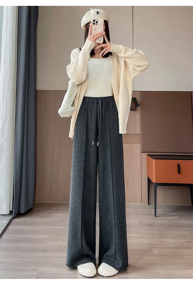 Women's Knitted Cashmere Pants 2025 AW Detail