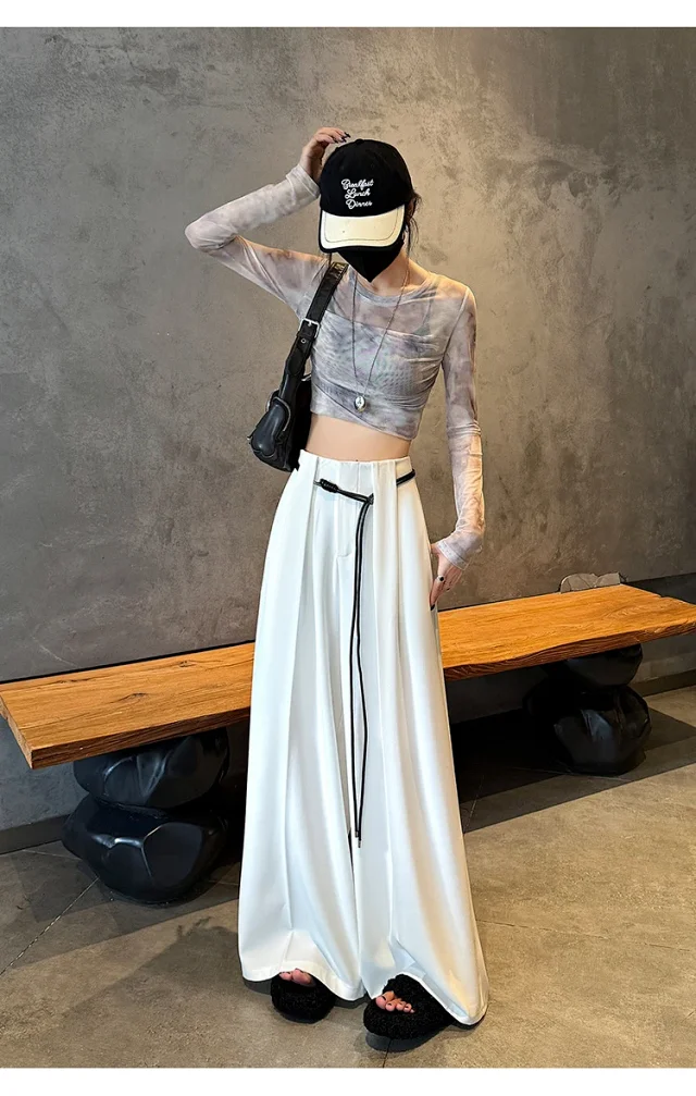 2025 Fall New Arrival: High-Waisted Wide-Leg Trousers for Women Detail