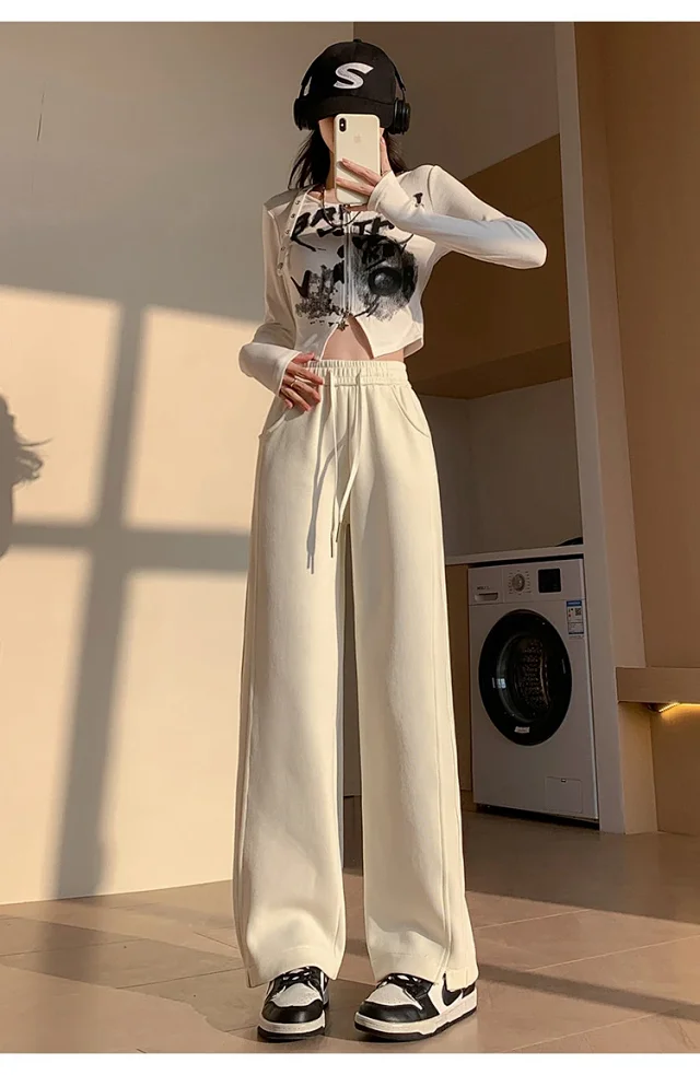 Banana Wide - leg Trousers for Women Detail