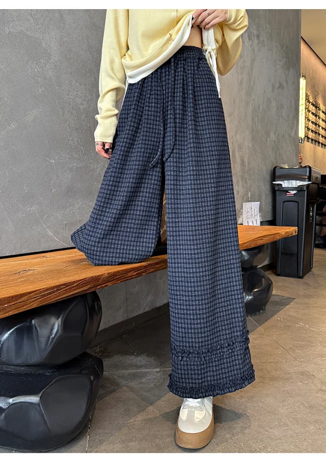 2025 Autumn Women's Ruffled Plaid Wide - leg Pants Detail