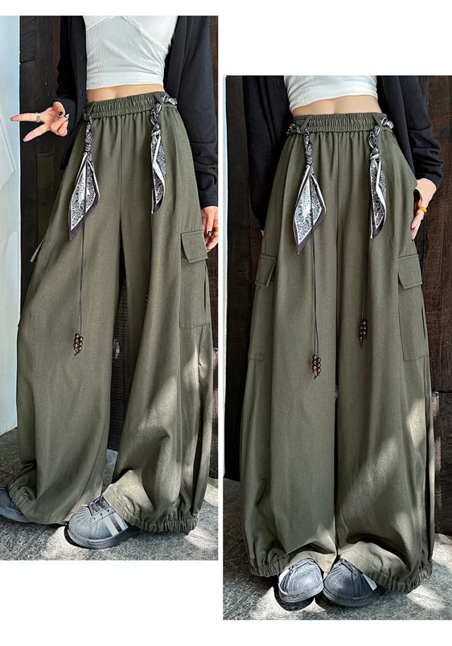 2025 Fall New 2 - Way Women's Cargo Pants Detail