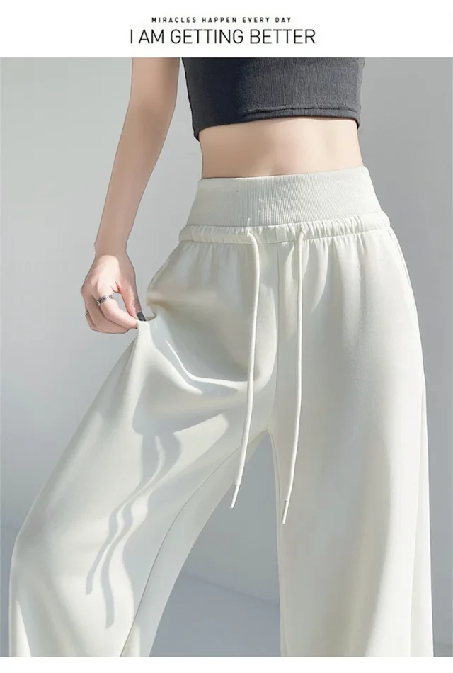 2025 Early Autumn Dopamine Yellow Flared Sweatpants for Women Detail