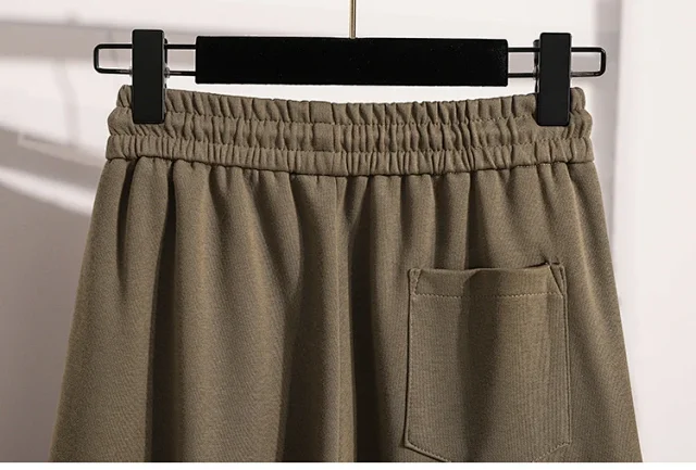 European Style Wide-Leg Sweatpants Detail