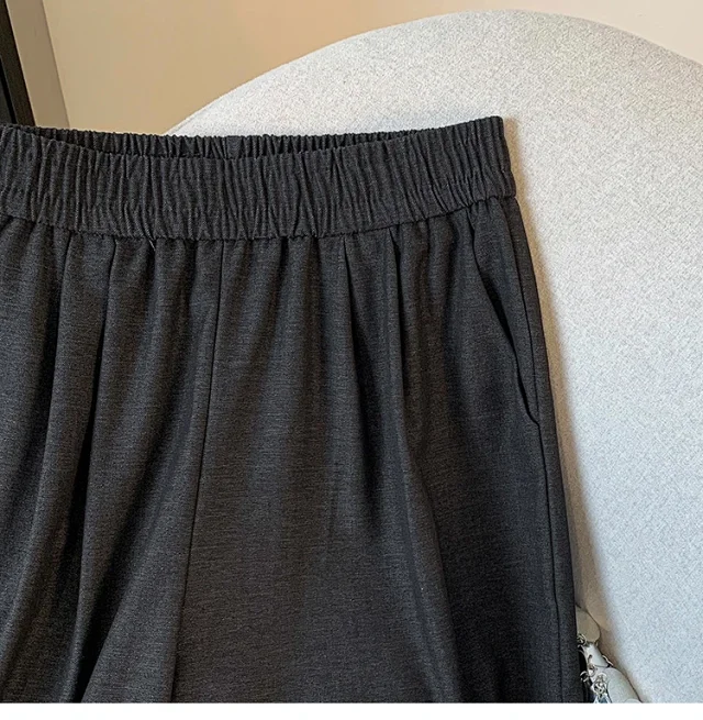 2025 Autumn New Thickened Tencel Denim Ruffle Trim Relaxed Fit Straight Cropped Pants for Women Detail