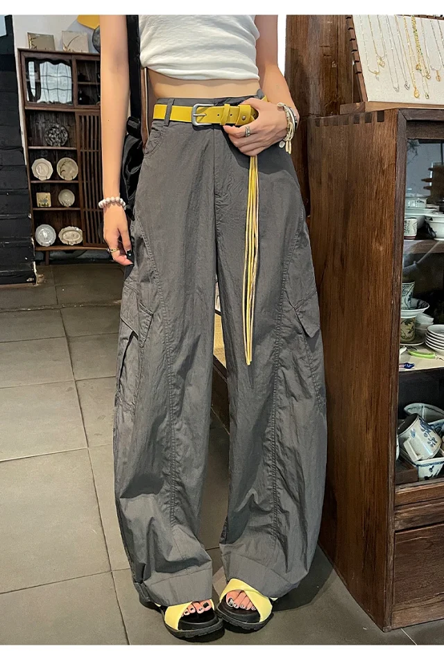 American Style High-Waist Cargo Pants for Women Detail