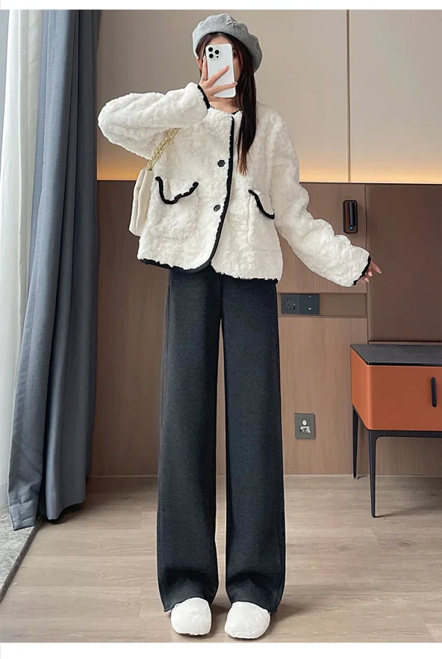 Women's Cashmere Wide - Leg Pants 2025 A/W Detail