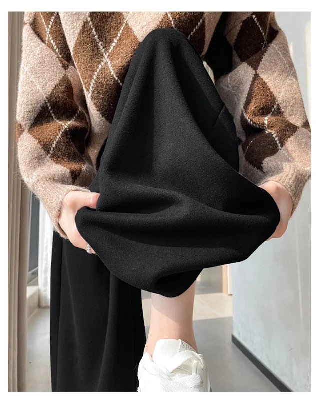 2025 Fall/Winter Women's Glutinous Rice Cashmere WideLeg Pants Detail