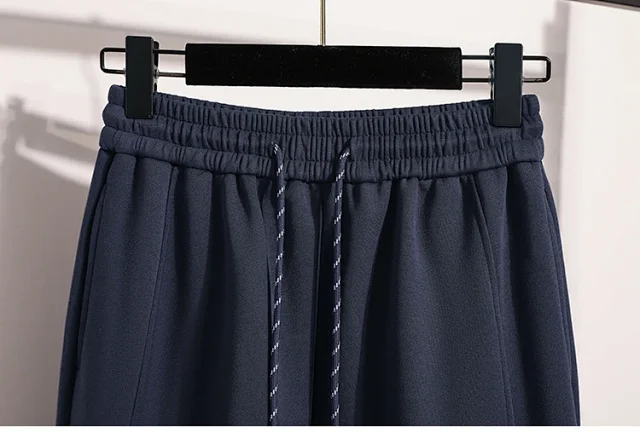 European Style Wide-Leg Sweatpants Detail
