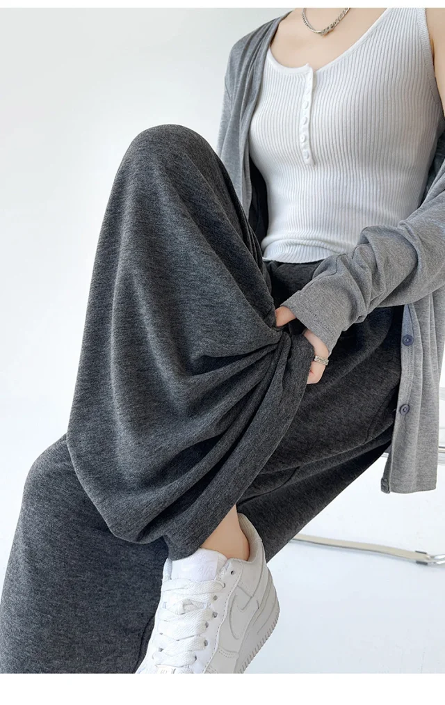 2025 Early Autumn Loose Wide - leg Pants for Women Detail