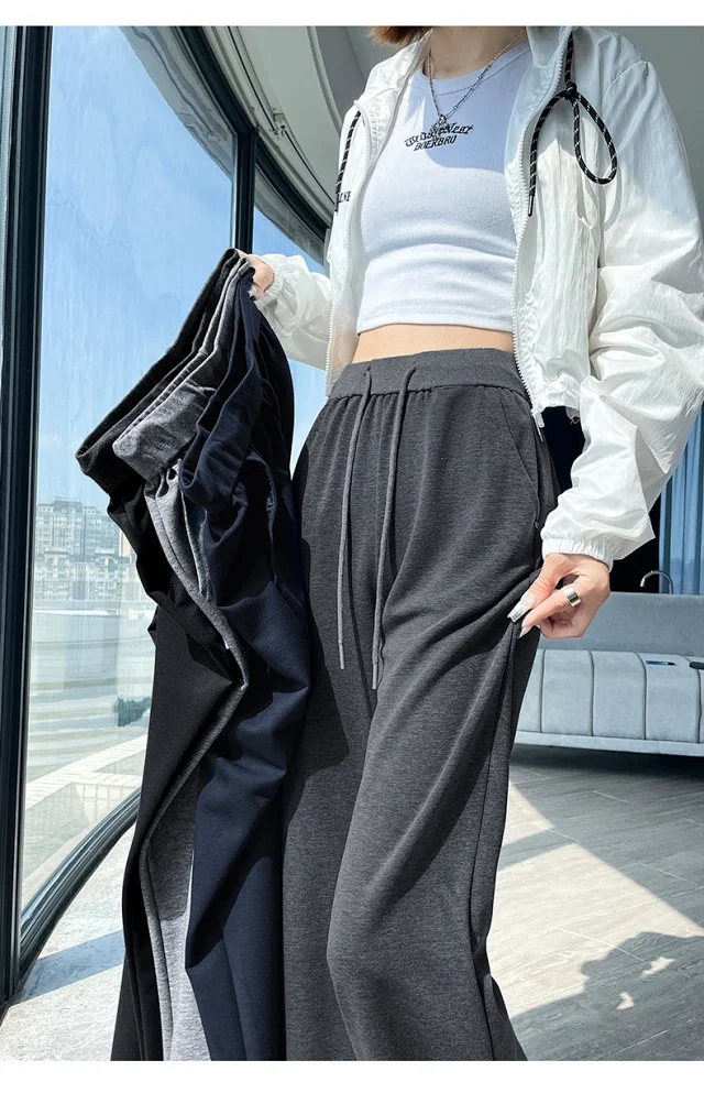 2025 Fall Women's High-Waisted Slimming Micro-Flare Trousers Detail