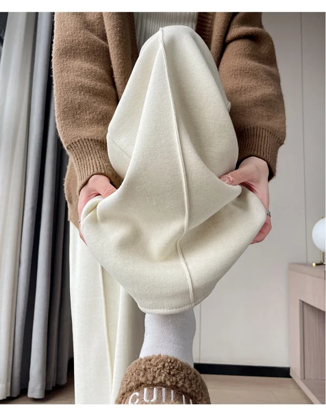 Women's Knitted Cashmere Pants 2025 AW Detail