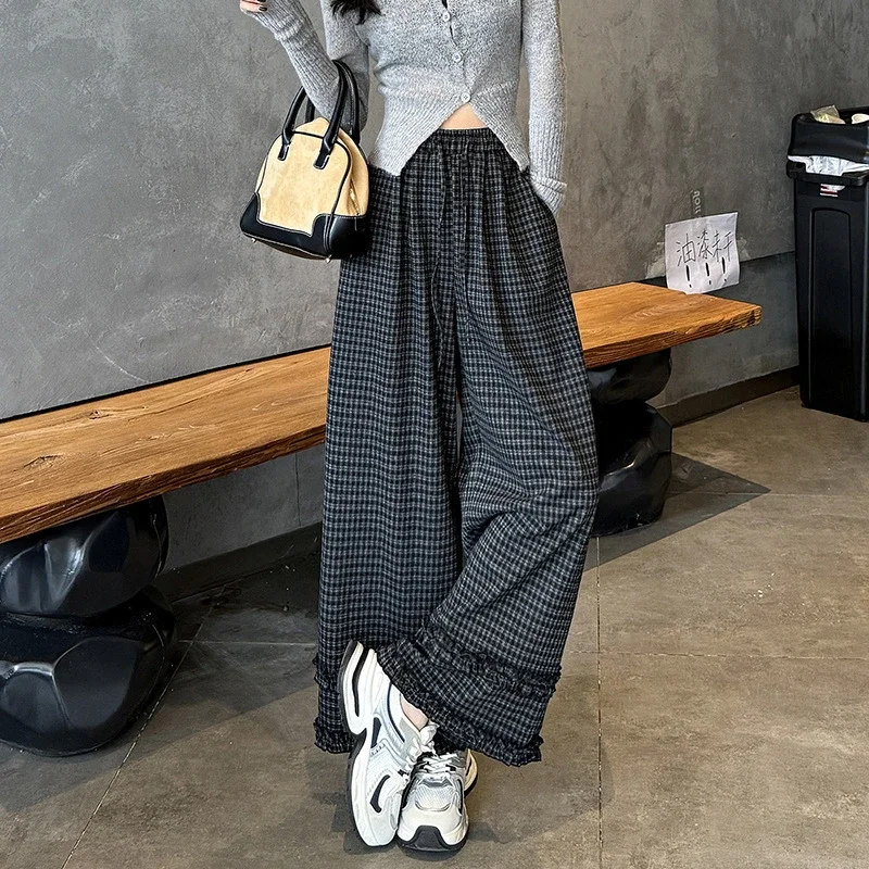 2025 Autumn Women's Ruffled Plaid Wide - leg Pants