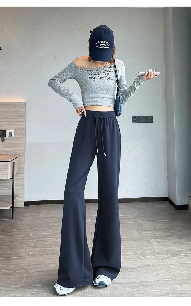 2025 Fall Women's High-Waisted Slimming Micro-Flare Trousers Detail