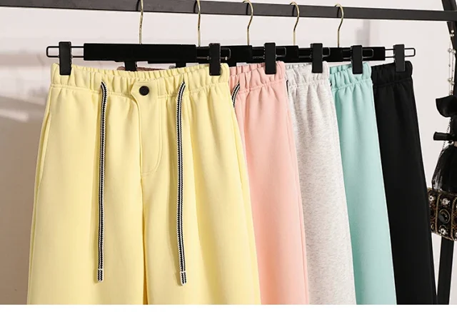European-style Scimitar Pants Spring 2025 New Detail