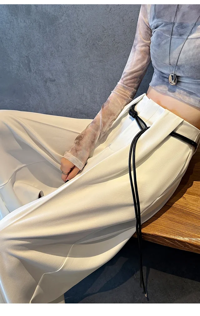 2025 Fall New Arrival: High-Waisted Wide-Leg Trousers for Women Detail