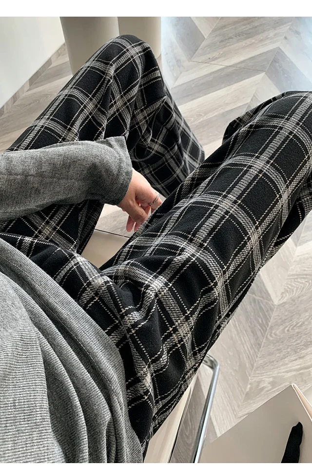 American Checkered Women's Trousers Detail