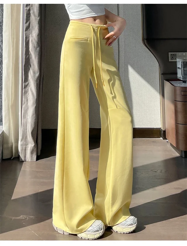 2025 Autumn New Thin Micro-flare Sport Pants for Women Detail
