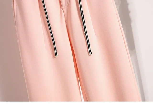 European-style Scimitar Pants Spring 2025 New Detail