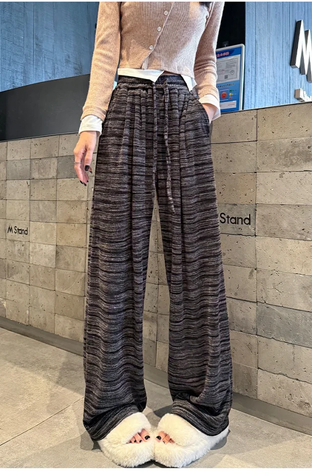 Women's Tie - Dye Wide - Leg Pants Detail