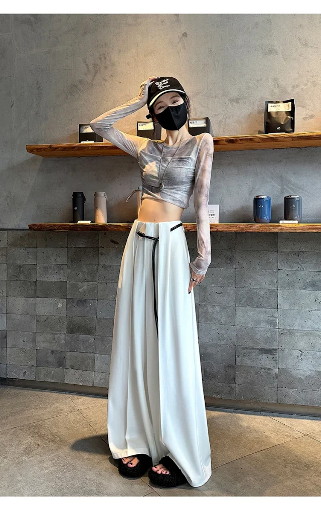 2025 Fall New Arrival: High-Waisted Wide-Leg Trousers for Women Detail