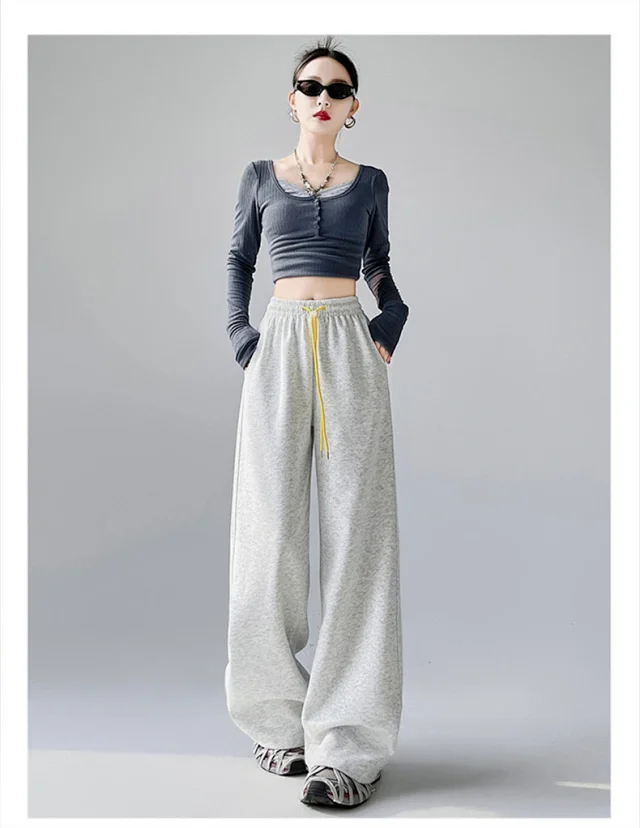 American Wide-Leg Women's Joggers 2025 Detail