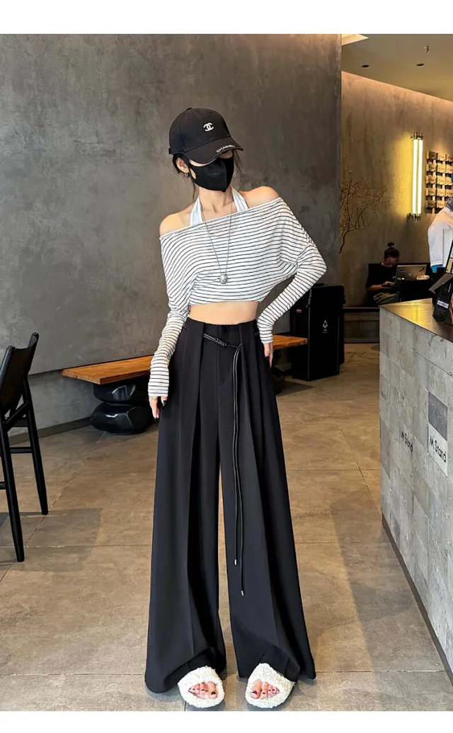 2025 Fall New Arrival: High-Waisted Wide-Leg Trousers for Women Detail
